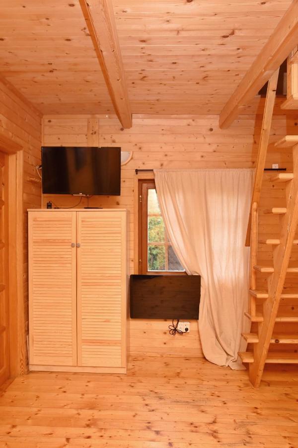 Gospodarstwo Agroturystyczne Z Basenem & Spa I Alpakami Elk Exterior photo