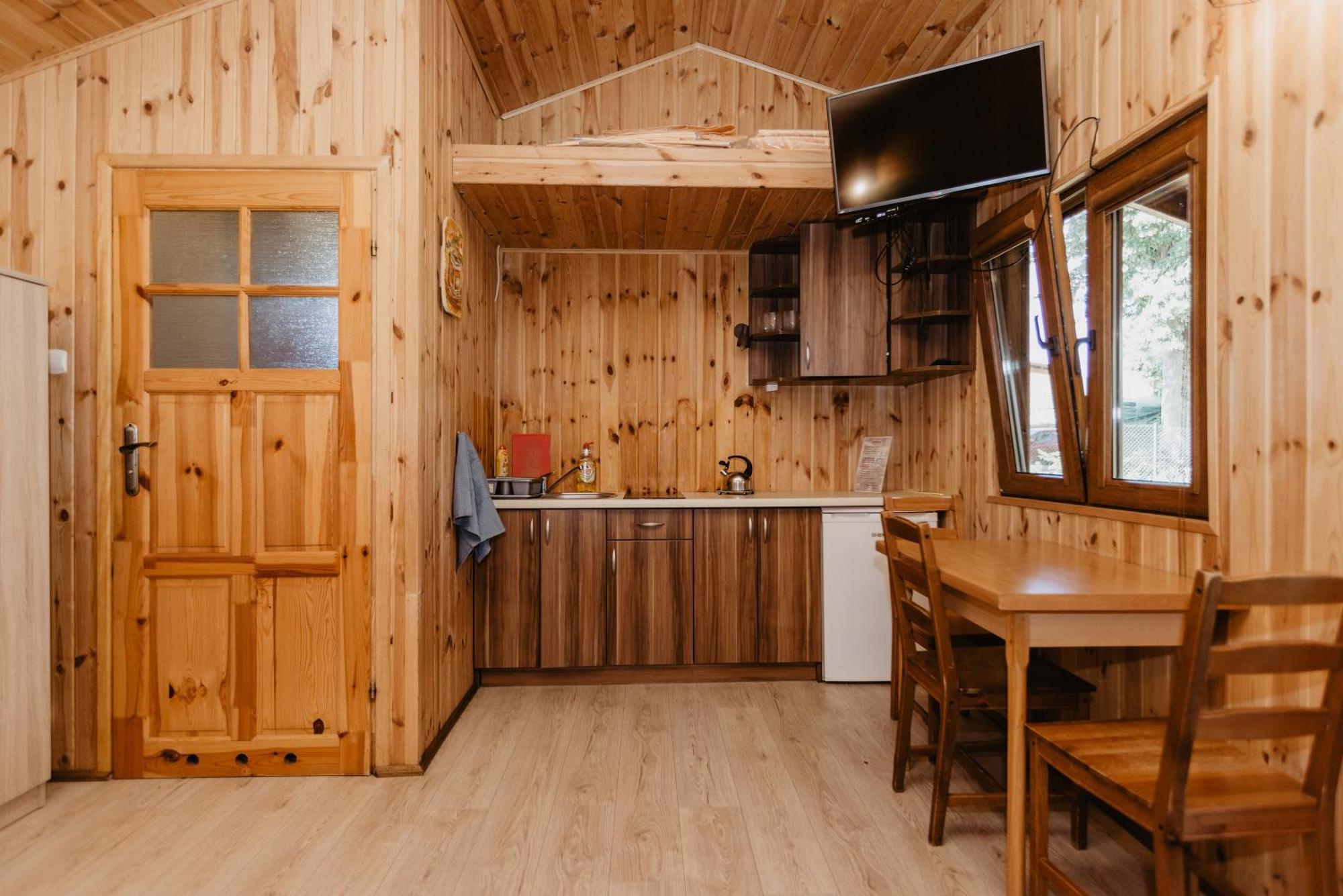 Gospodarstwo Agroturystyczne Z Basenem & Spa I Alpakami Elk Exterior photo